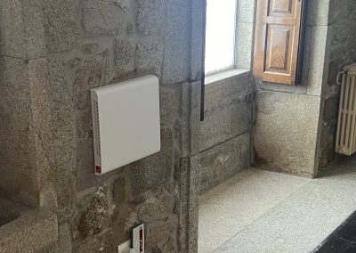 Sistema en una vivienda de piedra para la mitigación del gas radón